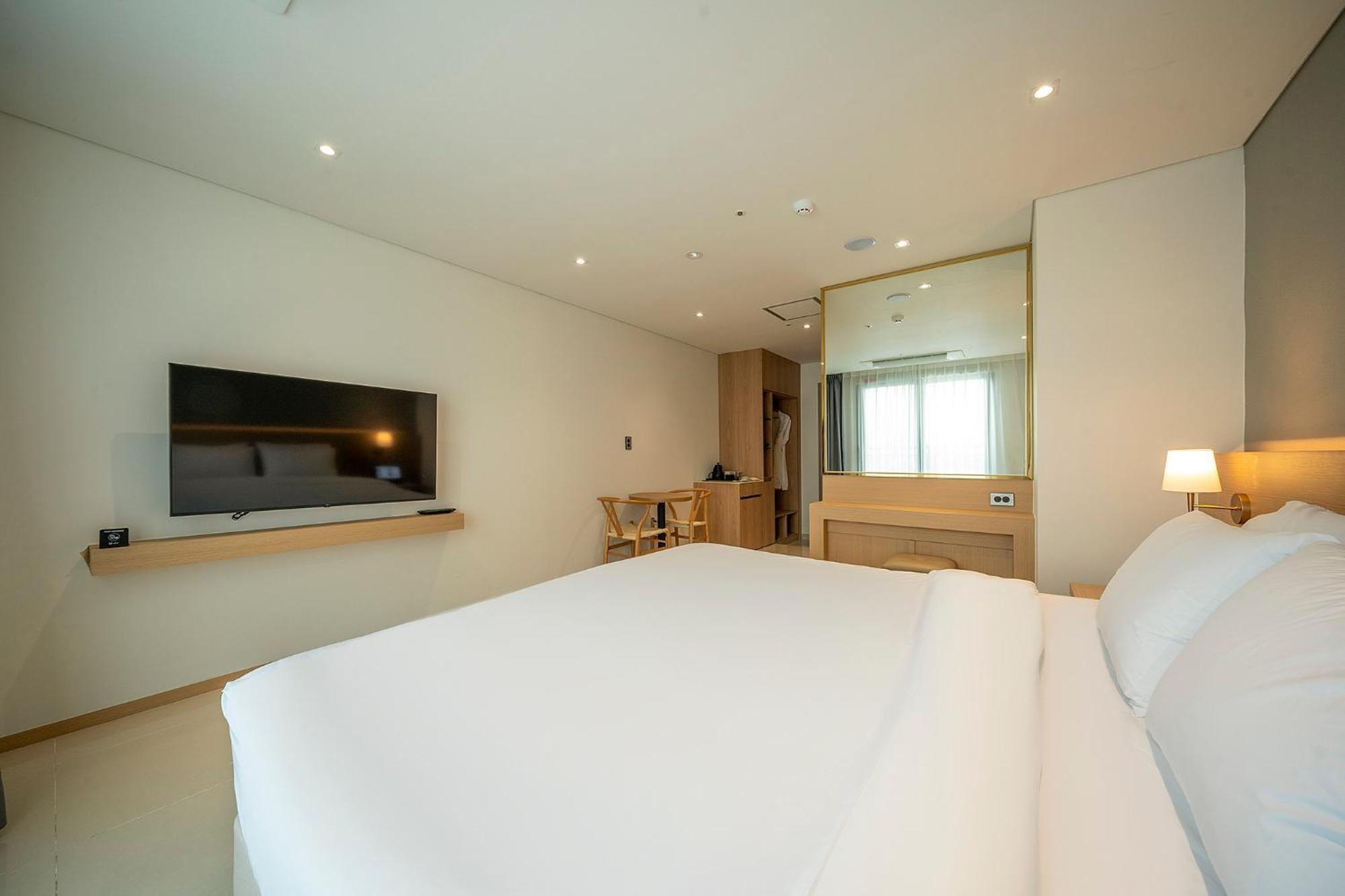 Chestertons Gyeongju Ngoại thất bức ảnh